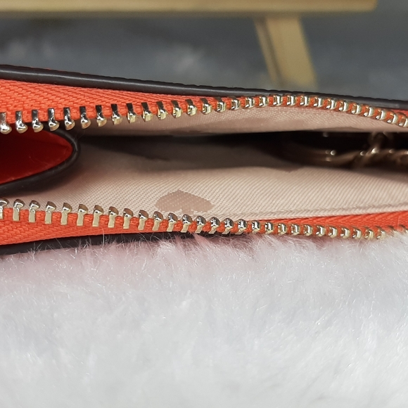 Small card holder wristlet - Picture 4 of 4